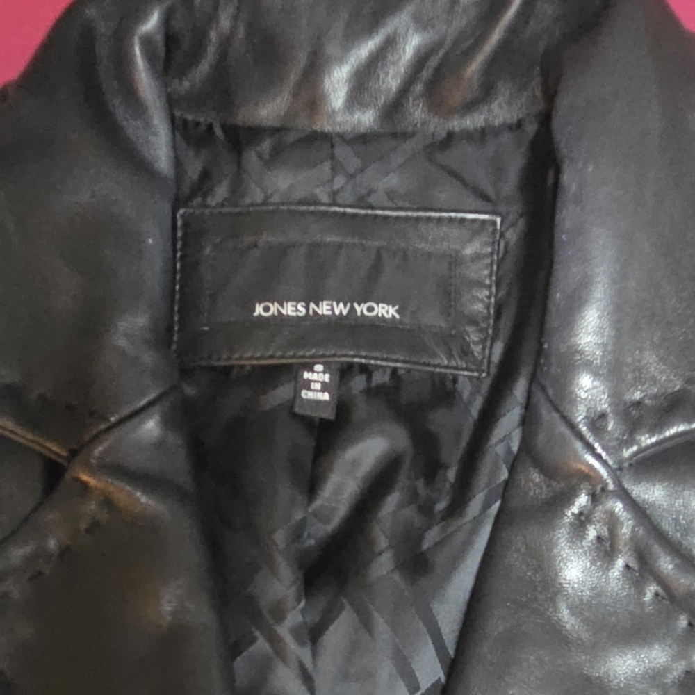 Jones New York Women's Sleek Black Leather Jacket Small